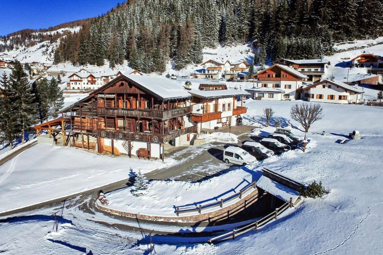 B&B Ciauceia Sëlva Buitenkant foto